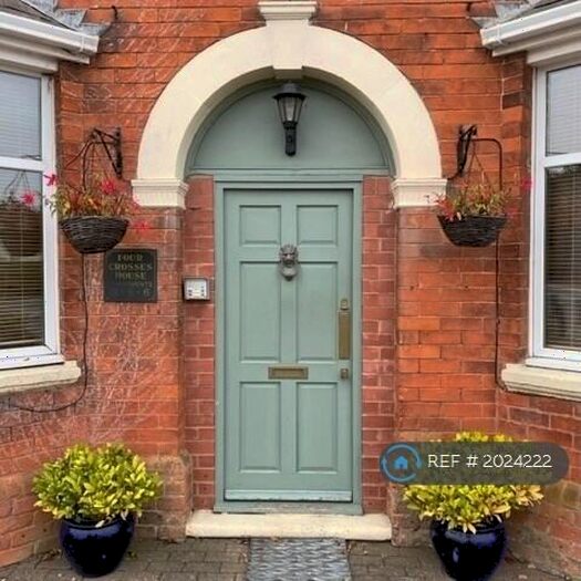 1 Bedroom Flat To Rent In Main Street, Rugby, CV23