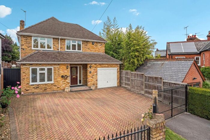 5 Bedroom Detached House For Sale In Kingsway, Chalfont St. Peter, SL9