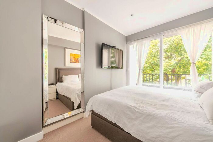 2 Bedroom Flat To Rent In Ladbroke Grove, North Kensington, London, W10