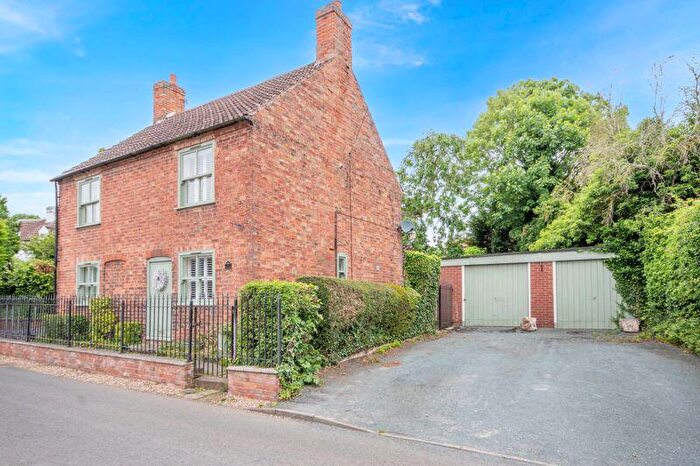 4 Bedroom Detached House For Sale In Low Street, North Wheatley, DN22