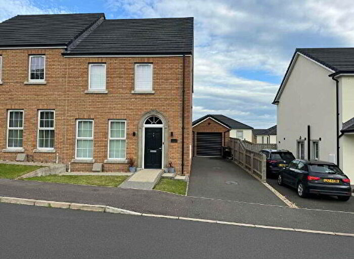 3 Bedroom Semi-Detached House For Sale In Bashford Park Lane, Carrickfergus, BT38