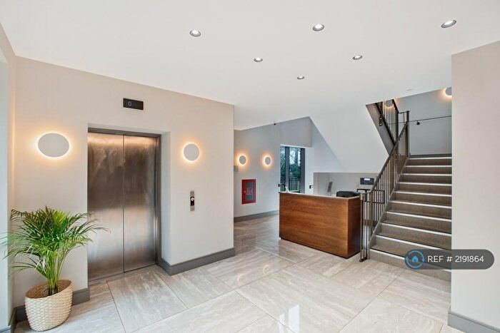 1 Bedroom Flat To Rent In Slough, Slough, SL1