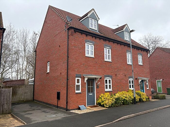4 Bedroom Semi Detached House For Sale In Woodbrig Close, Lutterworth, LE17