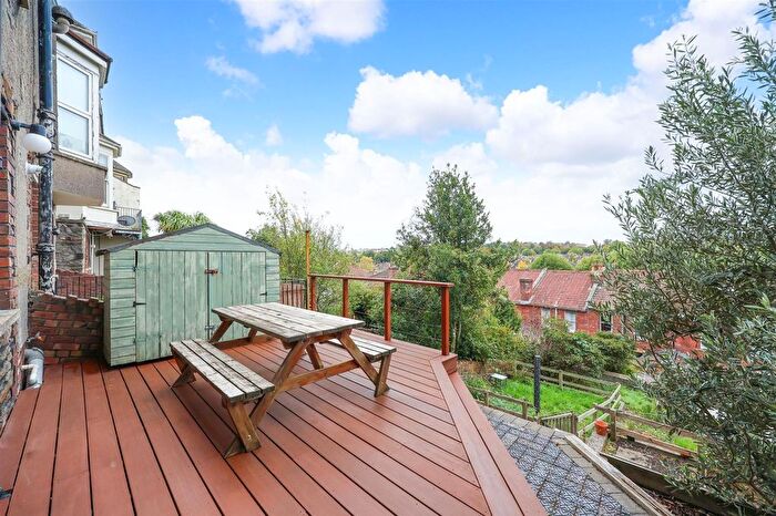 2 Bedroom Flat For Sale In Claremont Road, Bristol, BS7