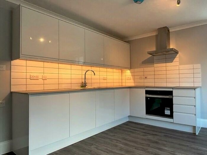 2 Bedroom Apartment To Rent In Horsham, RH12