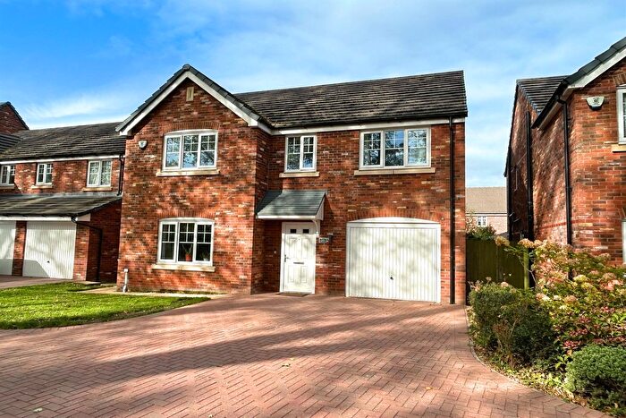 5 Bedroom Detached House For Sale In Cotton Field Road, Holmes Chapel, CW4