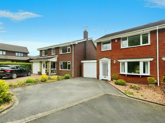 3 Bedroom Semi-Detached House For Sale In Kaydor Close, Werrington, Stoke-on-Trent, Staffordshire, ST9