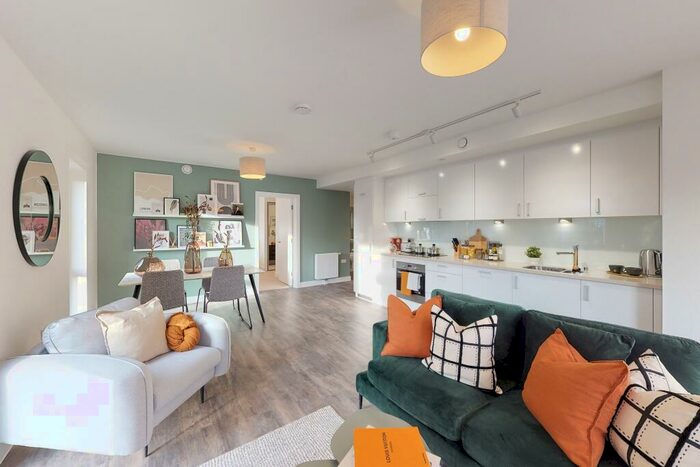 2 Bedroom Apartment To Rent In Millet Place, Pontoon Dock London, E16