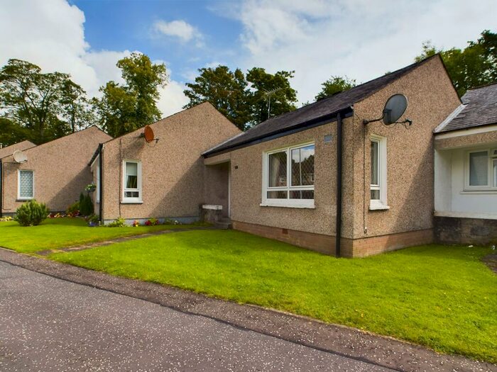 2 Bedroom Bungalow To Rent In Clober Road, G62