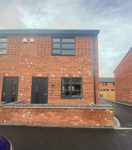 2 Bedroom House To Rent In Oxford Street, Rugby, CV21