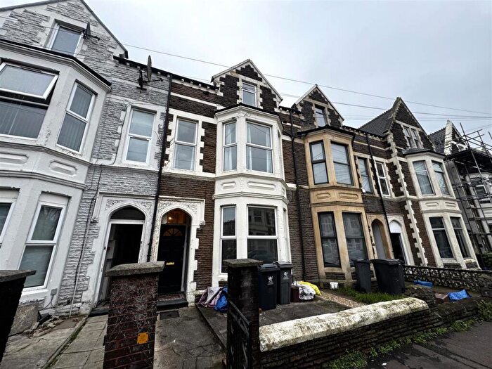 3 Bedroom Flat To Rent In Claude Road, Roath, CF24