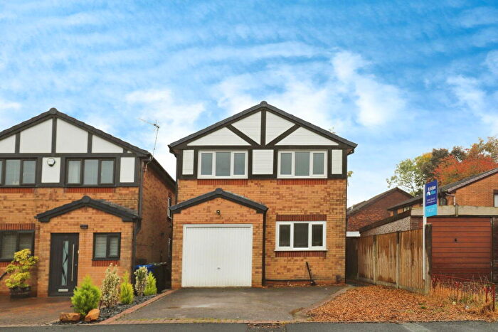 4 Bedroom Detached House To Rent In Exeter Avenue, Manchester, M26