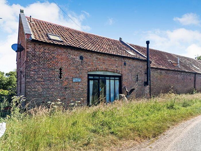 3 Bedroom Terraced House To Rent In Setchey, PE33