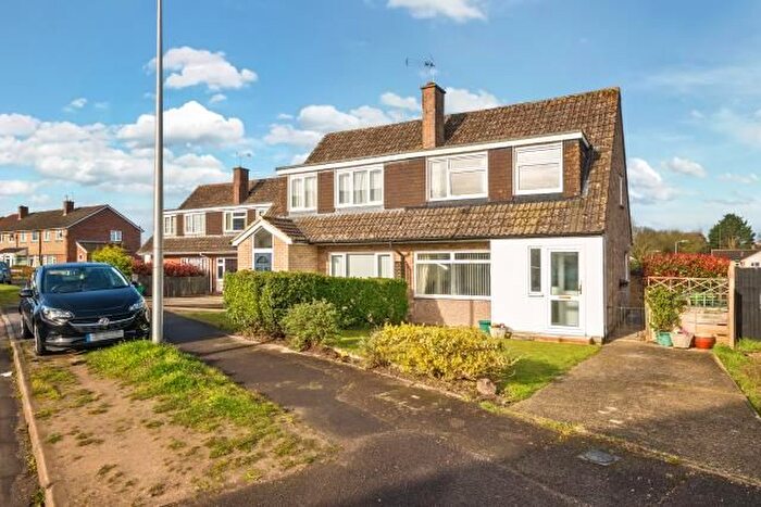 3 Bedroom Semi-Detached House For Sale In Paynesdown Road, Thatcham, RG19