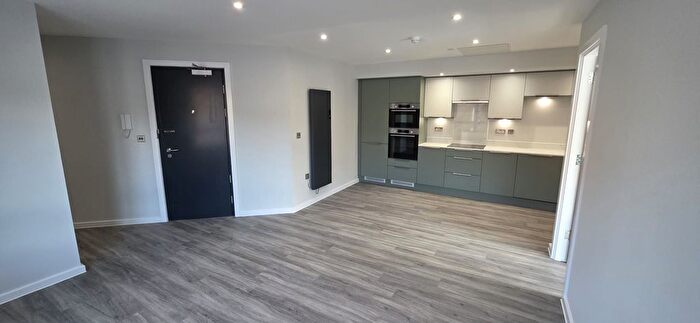 2 Bedroom Flat For Sale In Caversham Road, Reading, RG1