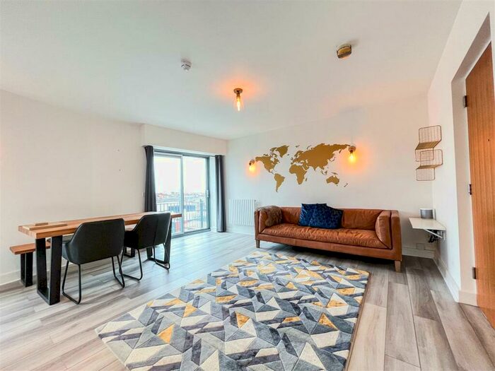 Studio To Rent In Islington Gates, Fleet Street, Birmingham, B3