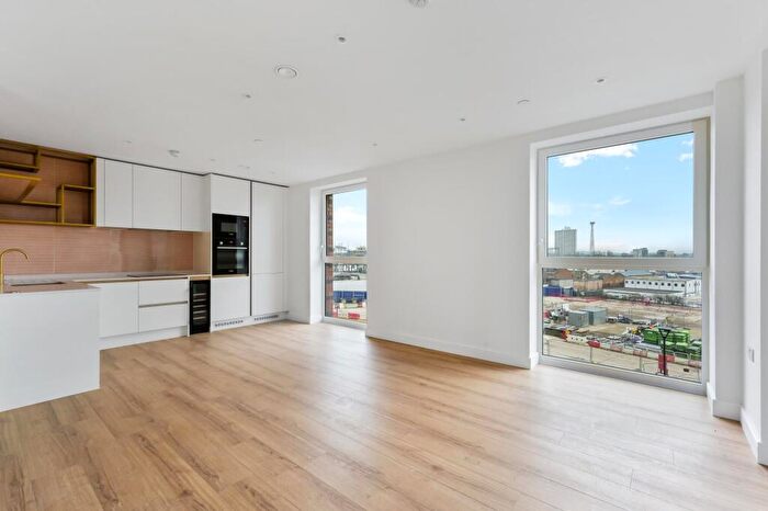 1 Bedroom Apartment To Rent In Waterview House, Grand Union, London, HA0