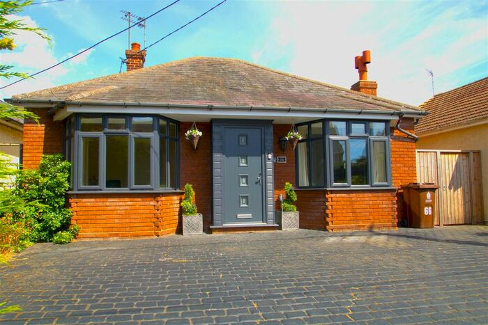 3 Bedroom Detached Bungalow To Rent In Chapel Road, Brightlingsea, Colchester, CO7