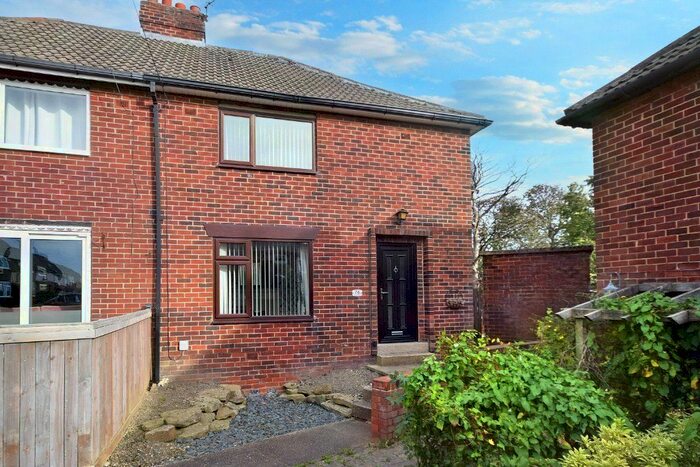 3 Bedroom Semi-Detached House For Sale In Park View, Flockton, Wakefield, West Yorkshire, WF4