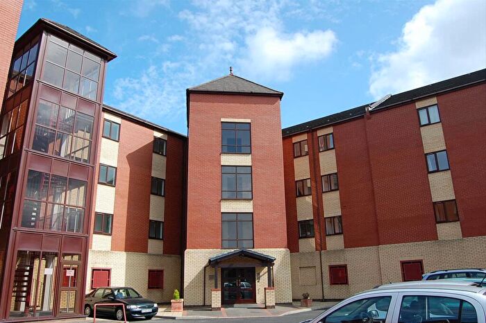 2 Bedroom Flat To Rent In Victoria Mansions, Navigation Way, Ashton On Ribble, Preston, PR2