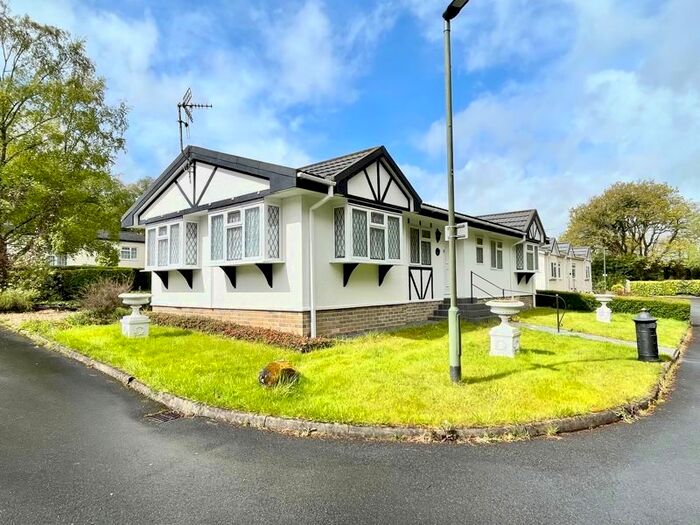 3 Bedroom Detached House For Sale In The Beeches, Sampford Courtenay, Okehampton, EX20