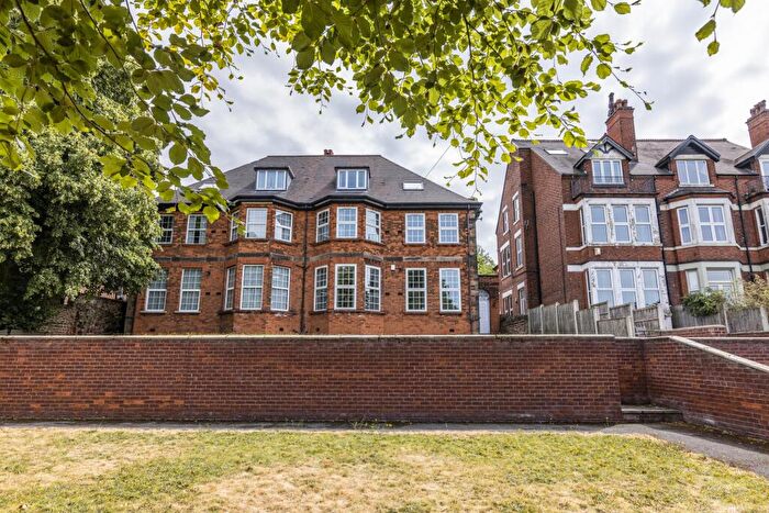 9 Bedroom Semi-Detached House For Sale In Barrack Lane, Nottingham, NG7
