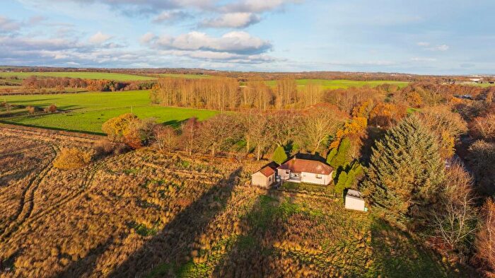 3 Bedroom Detached Bungalow For Sale In West Calder, EH55