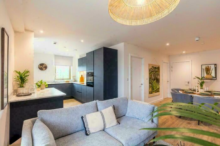 3 Bedroom Flat To Rent In Flat, Kangaroo Works, Rockingham Street, Sheffield, S1