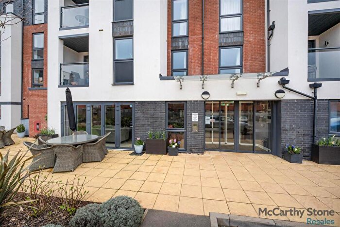 1 Bedroom Apartment For Sale In Wheatley Place, Connaught Close, Solihull, B90