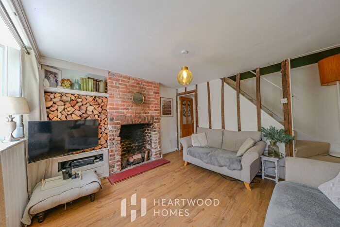 2 Bedroom Terraced House For Sale In Burr Close, London Colney, St. Albans, AL2