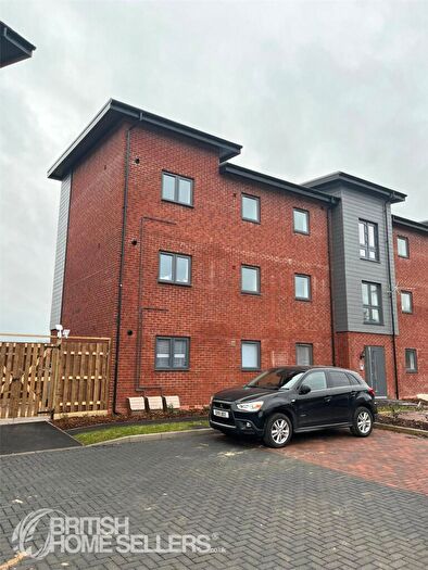 2 Bedroom Apartment For Sale In Newman Square, Shirley, Solihull, West Midlands, B90