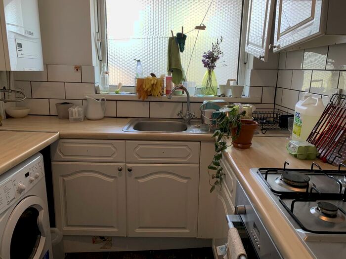 Studio To Rent In Downey House, Globe Road, E1