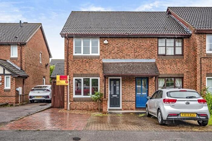 2 Bedroom End Terrace House To Rent In Hawfinch, Aylesbury, HP19