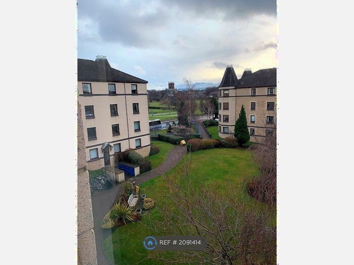 2 Bedroom Flat To Rent In West Bryson Road, Edinburgh, EH11