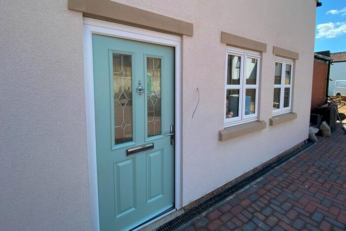 2 Bedroom Flat To Rent In Westgate, Hornsea, HU18