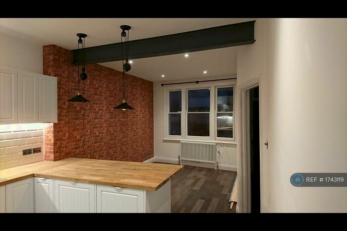 4 Bedroom Terraced House To Rent In Clifton Rise, London, SE14