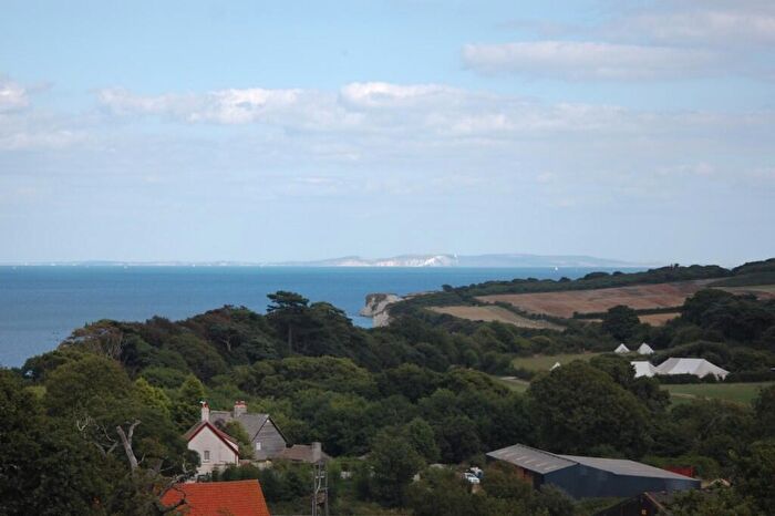 4 Bedroom Detached House For Sale In Swanage Road, BH19