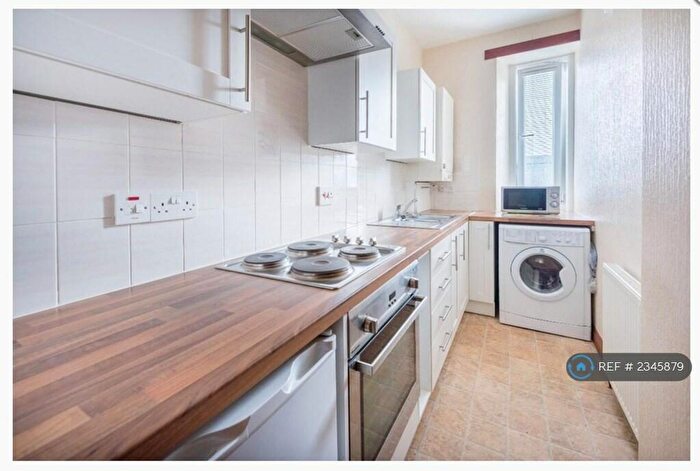 1 Bedroom Flat To Rent In Pitfour Street, Dundee, DD2