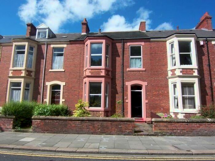 2 Bedroom Flat To Rent In Belgrave Crescent, Blyth, NE24