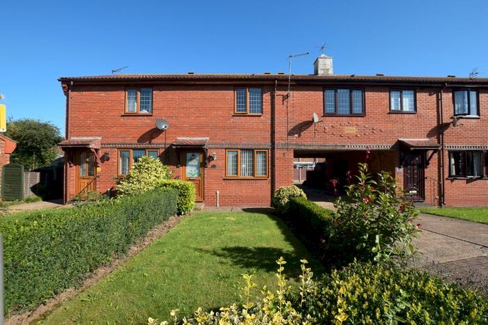 2 Bedroom Terraced House To Rent In Hadleigh Green, Burringham, Scunthorpe, DN17