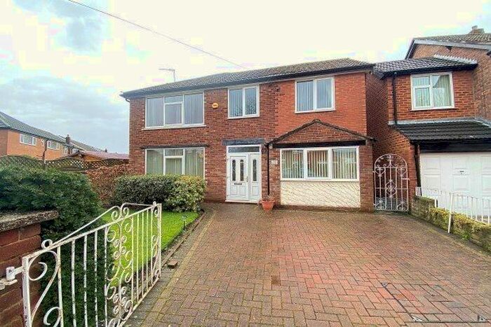 4 Bedroom Property To Rent In Kenmore Road, Sale, M33