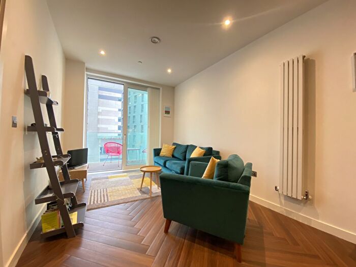 1 Bedroom Flat To Rent In Lightbox, Blue, Media City Uk, Salford, M50