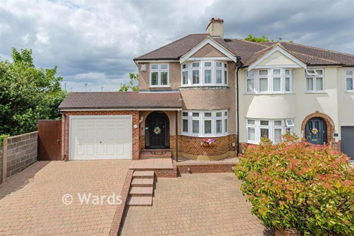 3 Bedroom Semi-Detached House For Sale In Manor Road, Dartford, Kent, DA1