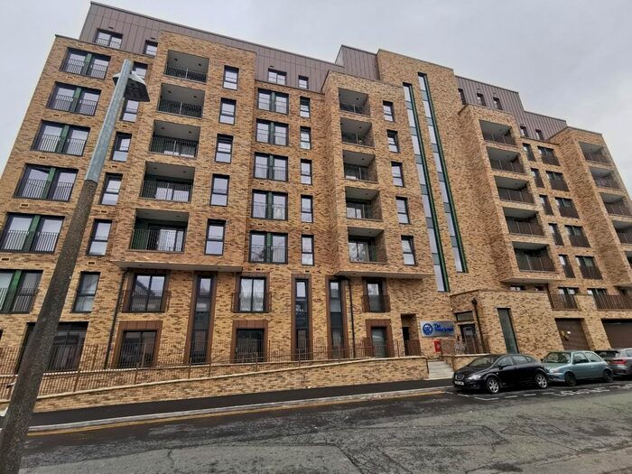 2 Bedroom Flat To Rent In Waterhouse Apartments, Worrall Street, Salford, Greater Manchester, M5