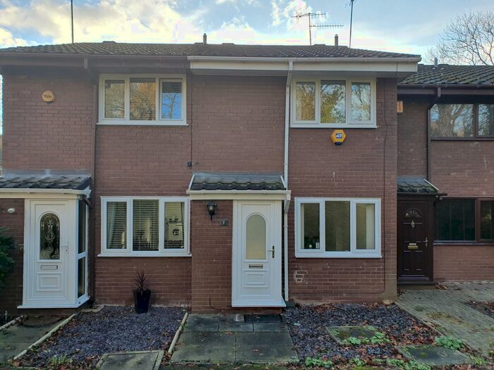 2 Bedroom Mews To Rent In Heather Close, Beechwood, Runcorn, WA7