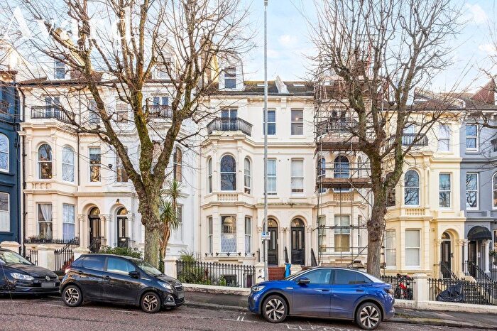 1 Bedroom Flat For Sale In Upper Rock Gardens, Brighton, BN2