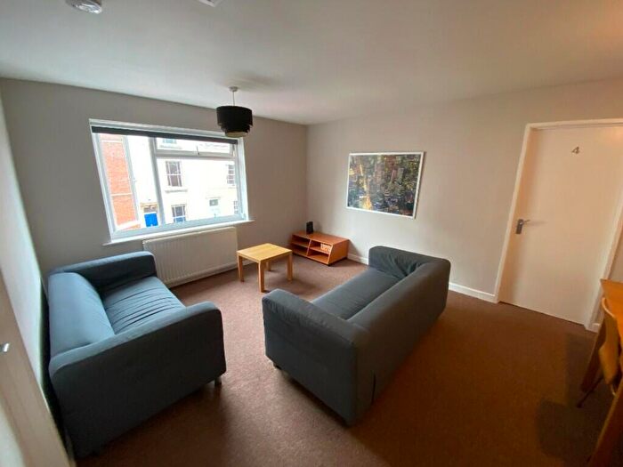 4 Bedroom House To Rent In Ambra Vale West, Bristol, BS8