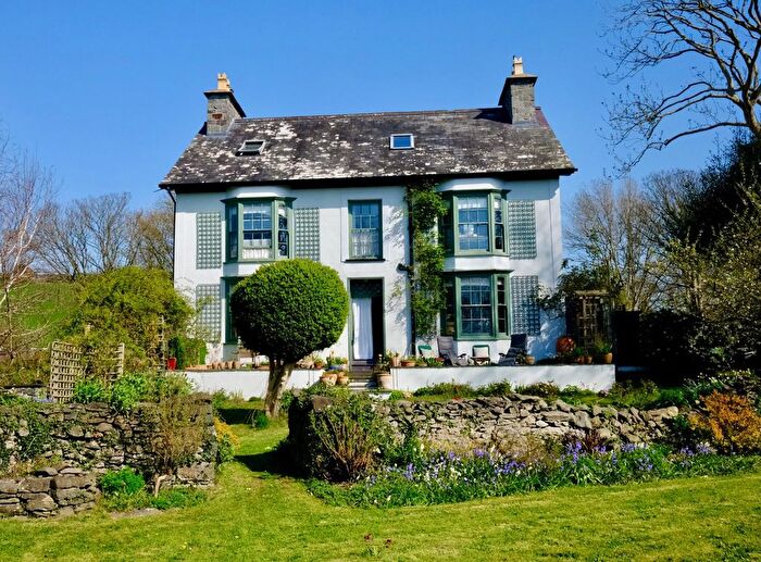 5 Bedroom Detached House For Sale In Glyn Peris House And Cottage, Llanon, SY23