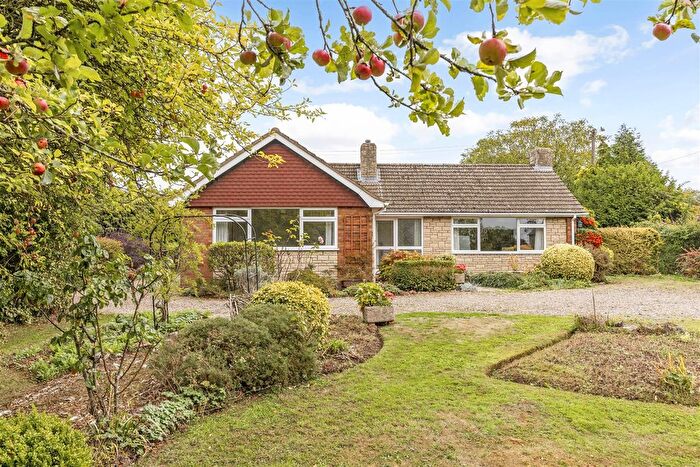 3 Bedroom Detached Bungalow For Sale In Ripple, Tewkesbury, GL20