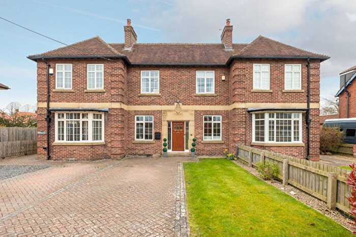 4 Bedroom Terraced House For Sale In Ashdale Road, Helmsley, YO62